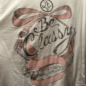 Lauren James Be Classy tee